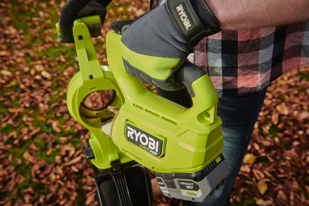 Воздуходувка RYOBI RY18BVXA-150 система ONE +
